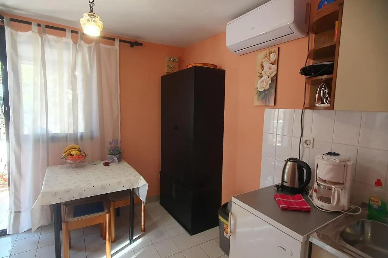 Apartments Jasna Porec Vranici 2Km From The Beach 0*,  Kroatien